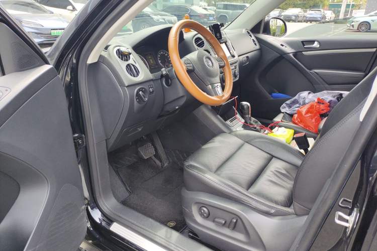 Used Volkswagen Tiguan 2013 2.0 TSI Automatic All-Wheel Drive Luxury Edition
