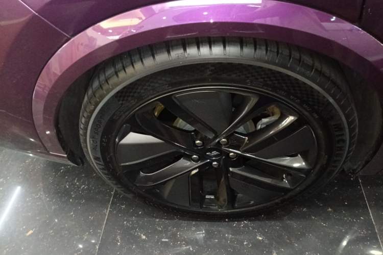 Used Li Auto L9 2024 Pro Model
