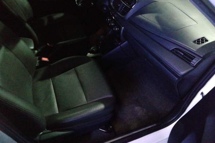 Used Toyota YARiS L Zhi Xuan 2022 1.5L CVT Leading PLUS Edition
