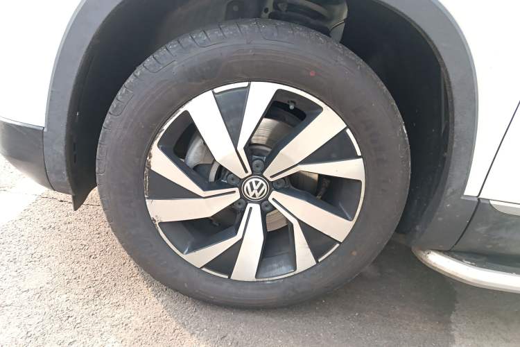 Used Volkswagen Tayron 2019 330TSI Two-Wheel Drive Luxury Model China VI Standard Exterior 4