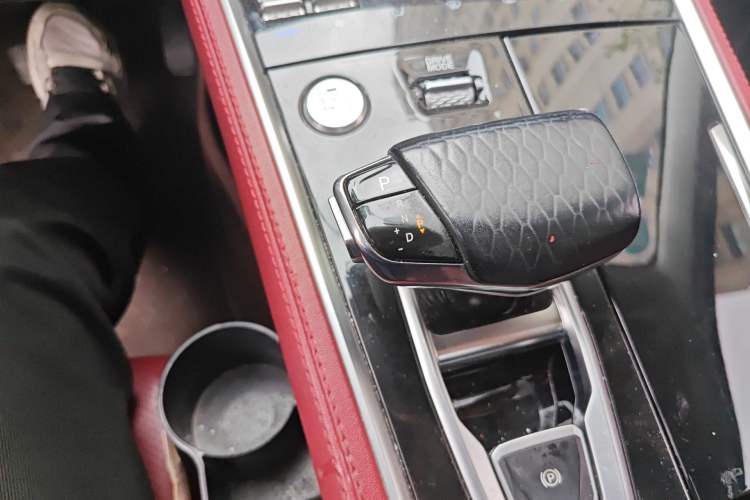 Used CHANGAN CS85 COUPE 2019 1.5T DCT Luxury Version China VI Standard
