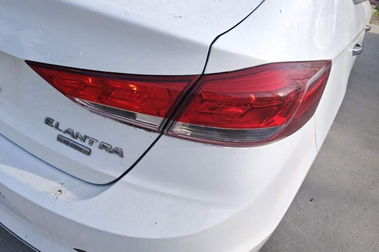 Used Hyundai Elantra (6th Generation / Lingdong) 2020 1.5L CVT Smart & Stylish – Elite Version Right Rear Taillight