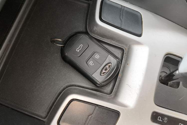 Used Chery Tiggo 5 2014 2.0L CVT Joyful Edition
