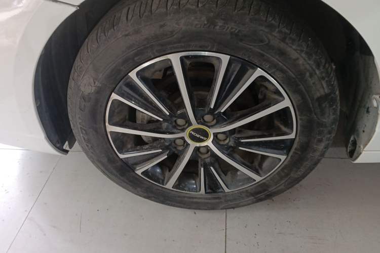 Used Roewe i5 2021 1.5L CVT Platinum Edition
