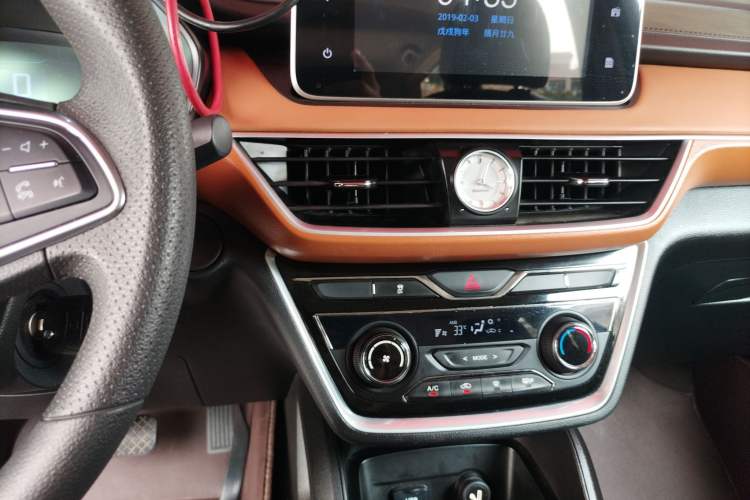 Used Wuling Hongguang S3 2019 Automatic Clutch Version 1.5L Manual Luxury Model China V Standard