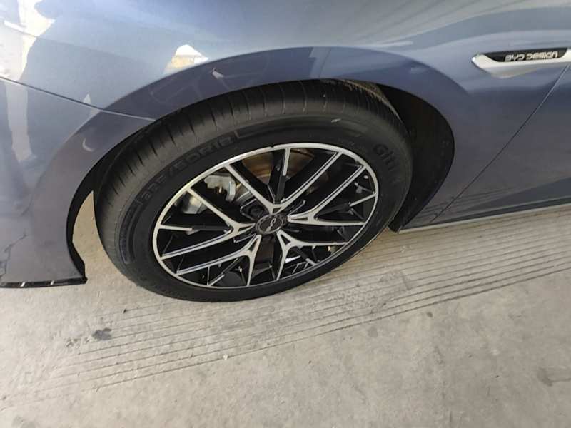 Used BYD Seal 2023 DM-i 1.5T 121km Prestige Model — 23