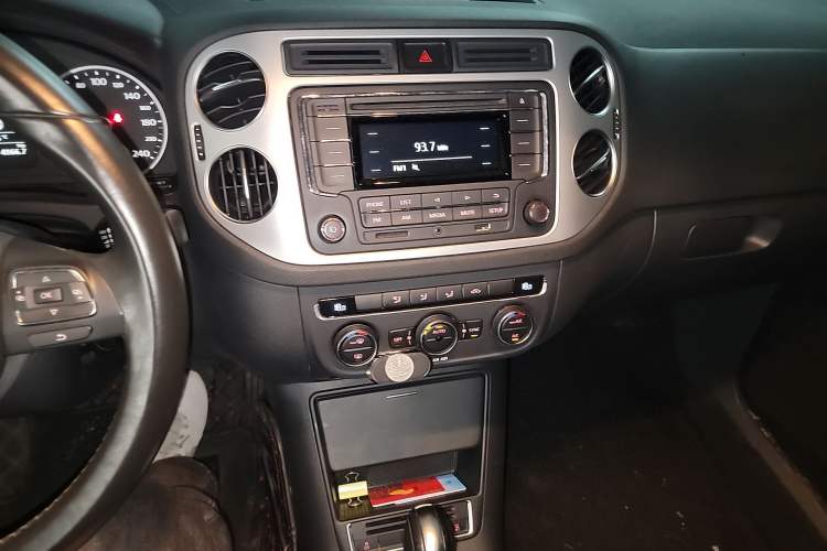 Used Volkswagen Tiguan 2017 300TSI Automatic Two-Wheel Drive Silk Road Comfort Edition