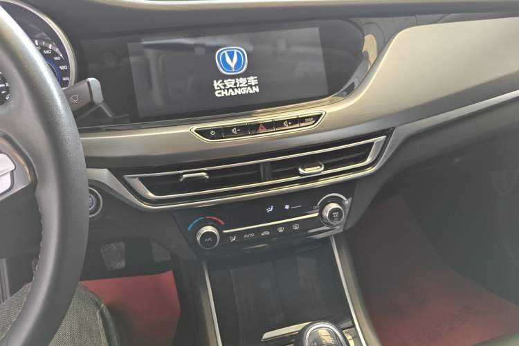 Used CHANGAN Eado 2019 High-Energy Edition 1.6L GDI Manual Pioneer Model China VI Standard