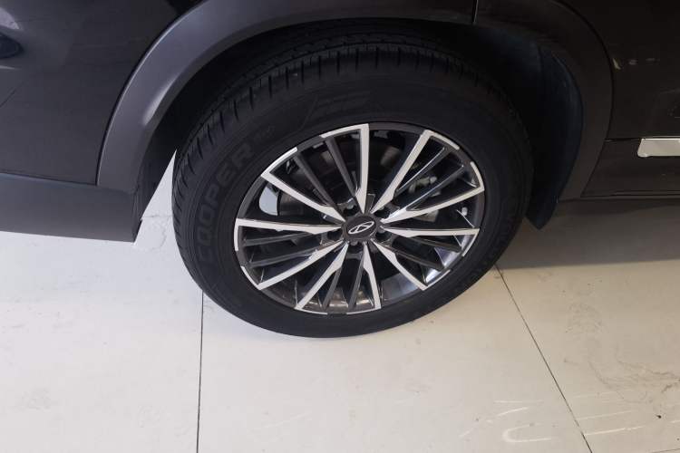 Used Chery Tiggo 8 PRO 2024 Champion Edition 290T Two-Wheel Drive Peak Version 5 Seats
