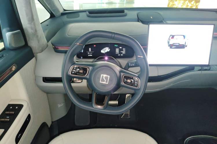 Used Zeekr MIX 2025 Long-Range Intelligent Driving Edition
