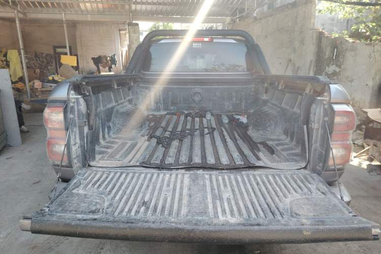 Used Great Wall King Kong Poer 2022 2.0T Manual Diesel 4x4 Elite Long-Box Version GW4D20M