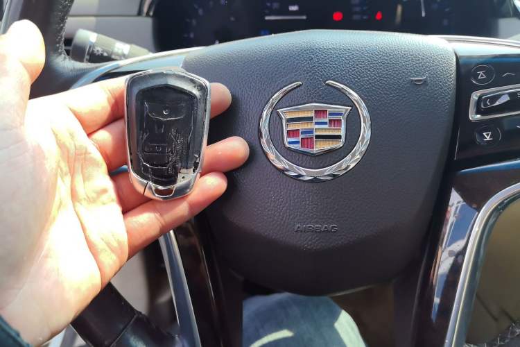 Used Cadillac XTS 2015 28T Comfort Model