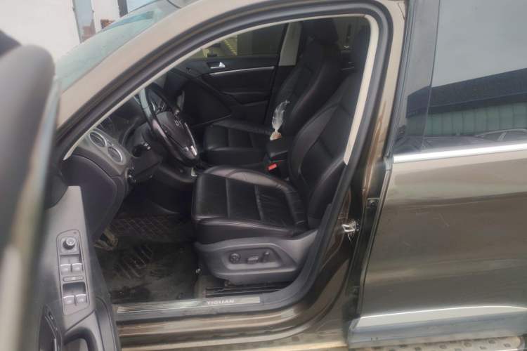 Used Volkswagen Tiguan 2015 1.8TSI Automatic Two-Wheel Drive Luxury Model Left Front Seat