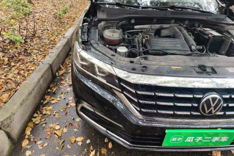 Used Volkswagen Passat 2021 280TSI Business Edition Right Front Headlight