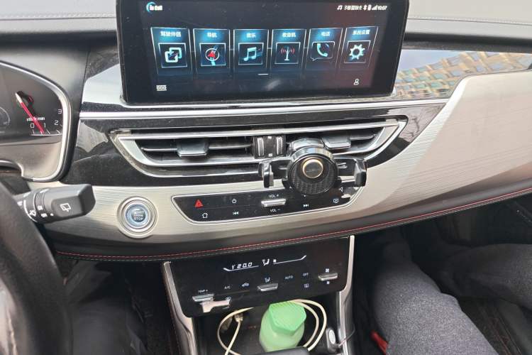 Used Changan CS75 2020 280T DCT Luxury Model China VI Standard