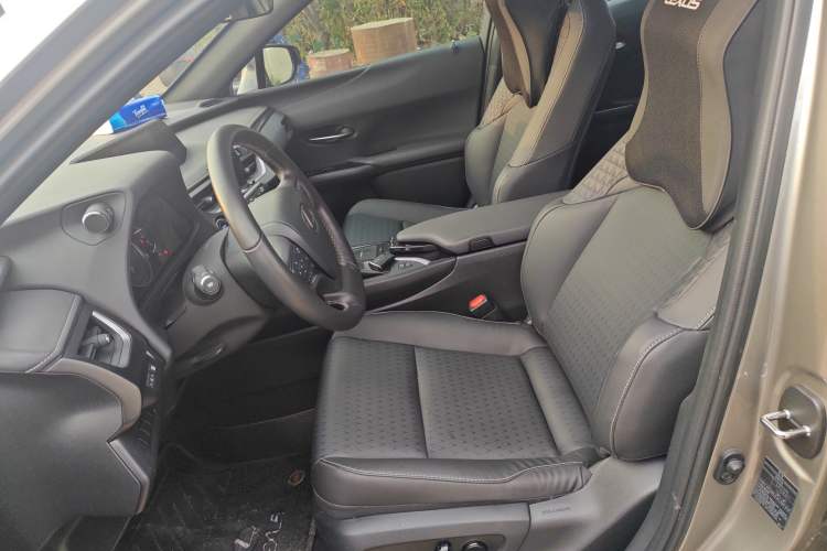 Used Lexus UX 2020 260h Explore & Adventure Edition