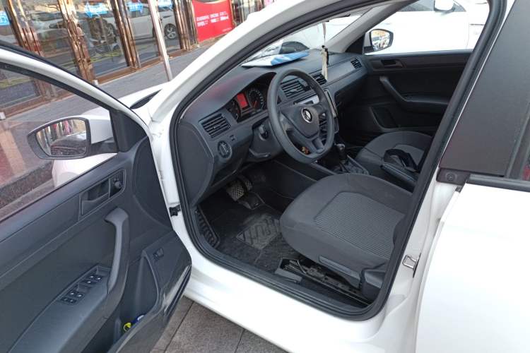 Used Volkswagen Santana 2021 1.5L Automatic Fashion Edition