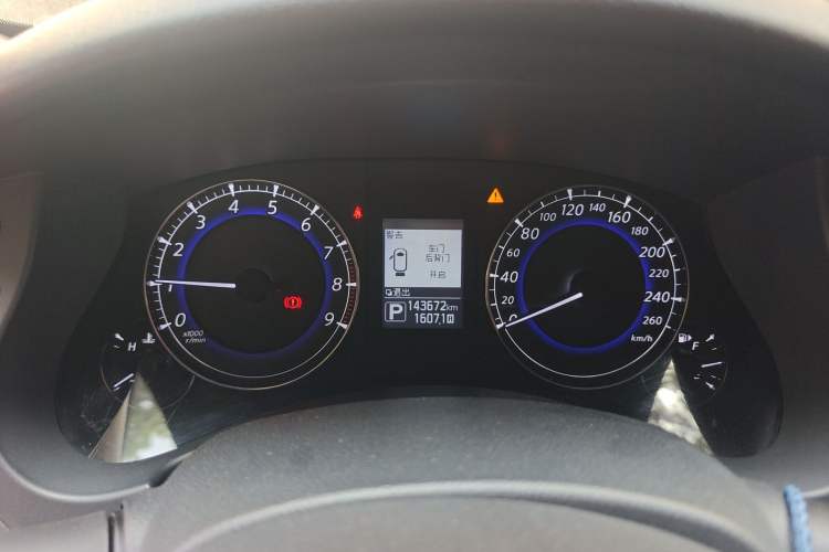 Used Infiniti QX50 2015 2.5L Comfort Edition Instrument Cluster