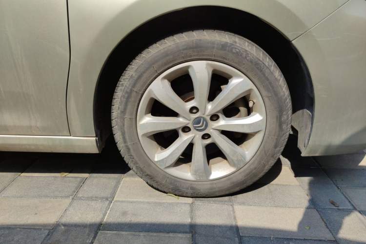 Used Citroen C4 Sega 2016 1.6L Manual Comfort Model Right Front Wheel Hub