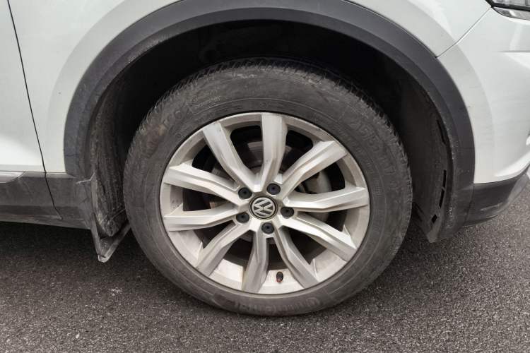 Used Volkswagen T-ROC 2018 230TSI DSG Two-Wheel Drive Advanced Version China V Standard
