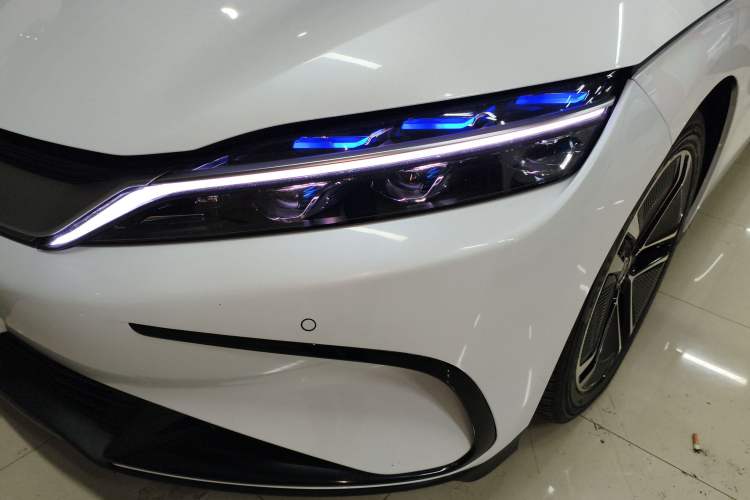 Used BYD Han 2023 EV Champion Edition 605KM Front-Drive Premium Model Left Front Headlight