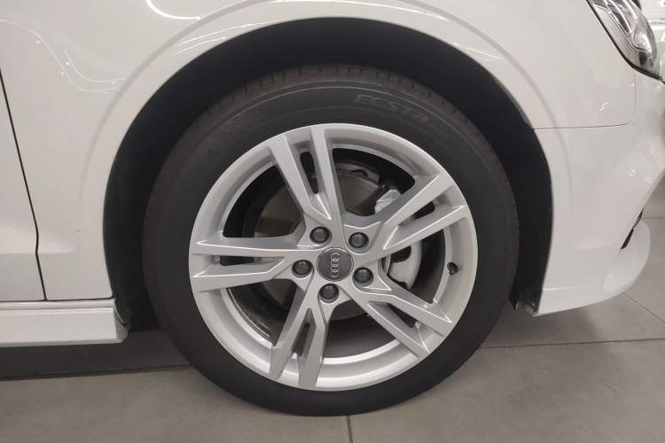 Used Audi A3 2020 Limousine 35 TFSI Fashion Edition China VI Emission Standard