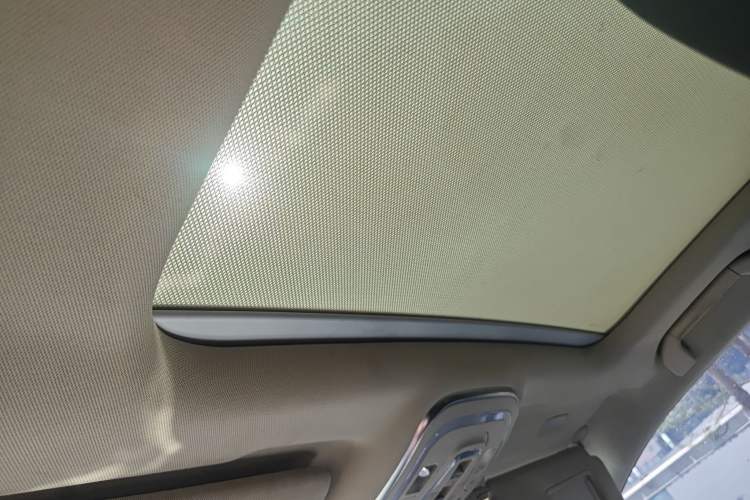 Used BYD Tang New Energy 2018 DM 2.0T All-Wheel Drive Smart Connectivity Luxury Model 7 Seats China V Emission Standard