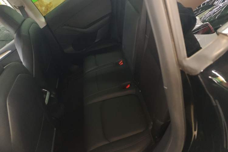 Used Tesla Model Y 2021 Standard Range Rear-Wheel Drive Version