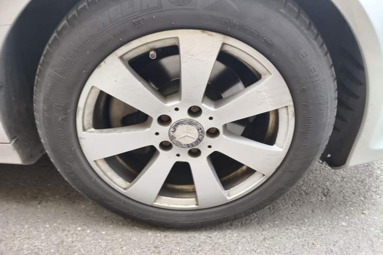 Used Mercedes-Benz C-Class 2011 C 180K Classic model
