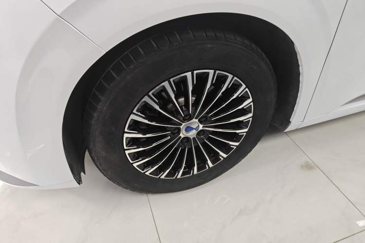 Used Denza D9 2024 DM-i 980 Four-Wheel Drive Prestige Model