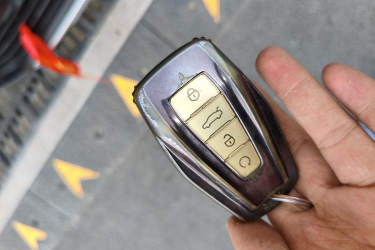 Used Geely Auto Haoyue 2020 1.8TD DCT Flagship 7-Seater
