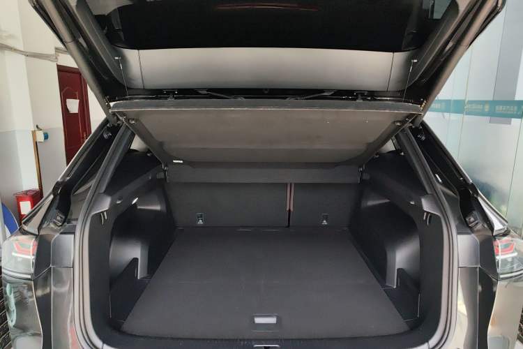 Used Volkswagen Tavendor 2023 380TSI Four-Wheel Drive R-Line Cruise Edition