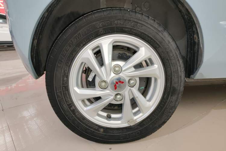 Used Wuling Hongguang MINIEV 2020 Freedom Version Lithium Iron Phosphate Right Rear Wheel Hub