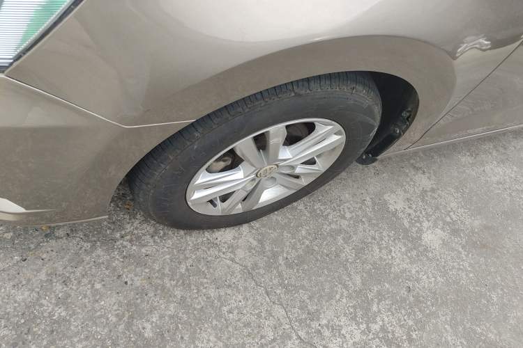 Used Volkswagen Jetta 2017 1.5L Manual Fashion Edition