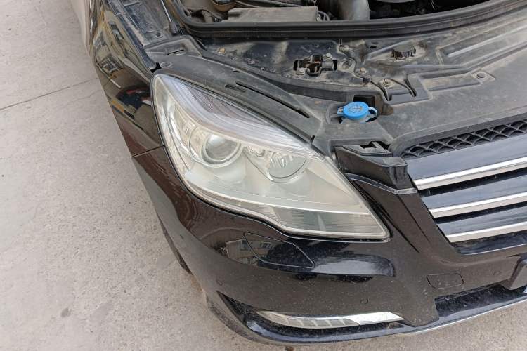 Used Mercedes-Benz R-Class 2011 R 350 L 4MATIC
