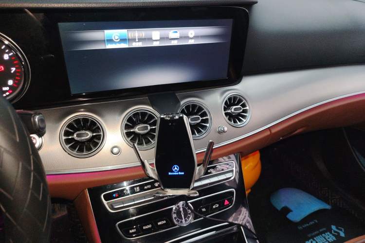 Used Mercedes-Benz E-Class 2017 Facelift E 200 Sport 4MATIC
