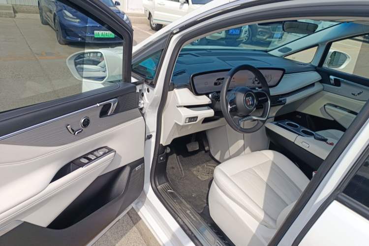 Used Buick GL8 New Energy 2024 Lu Zun Deluxe Edition 7-Seater
