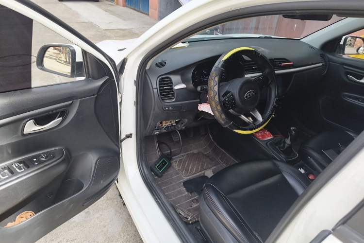 Used Kia K2 2017 Sedan 1.4L Manual Transmission GL
