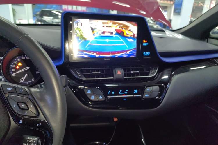 Used Toyota IZOA 2018 2.0L Yichi Version China VI Standard Audio And AC Panel