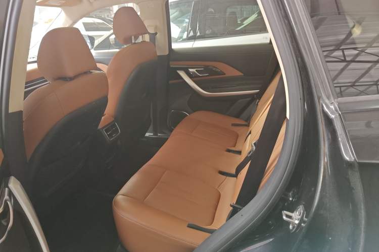 Used Zotye T500 2018 1.5T Automatic Smart Connected Prestige Model
