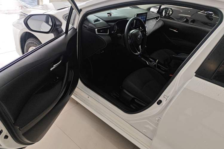 Used Toyota Corolla 2021 1.2T S-CVT Elite Edition Driver Seat