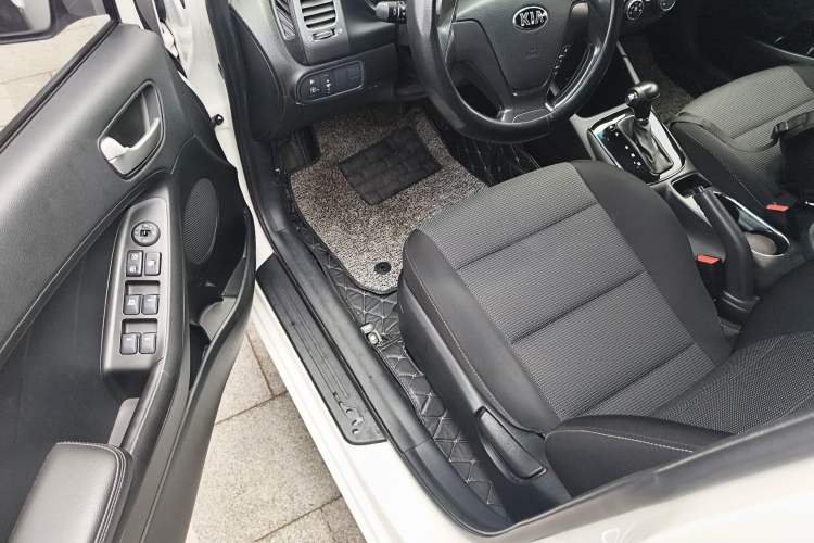 Used Kia K3 2016 1.6L Automatic GL
