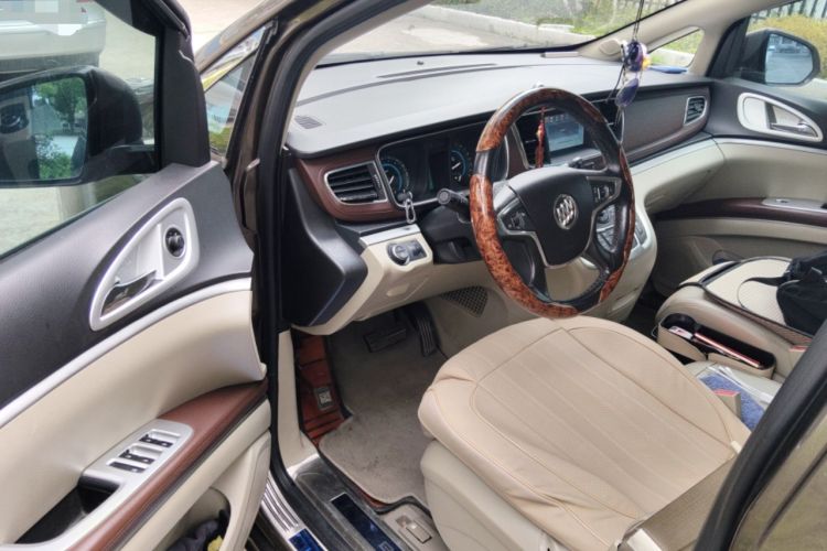 Used Buick GL8 2014 3.0L GT Luxury Business Haoya Edition
