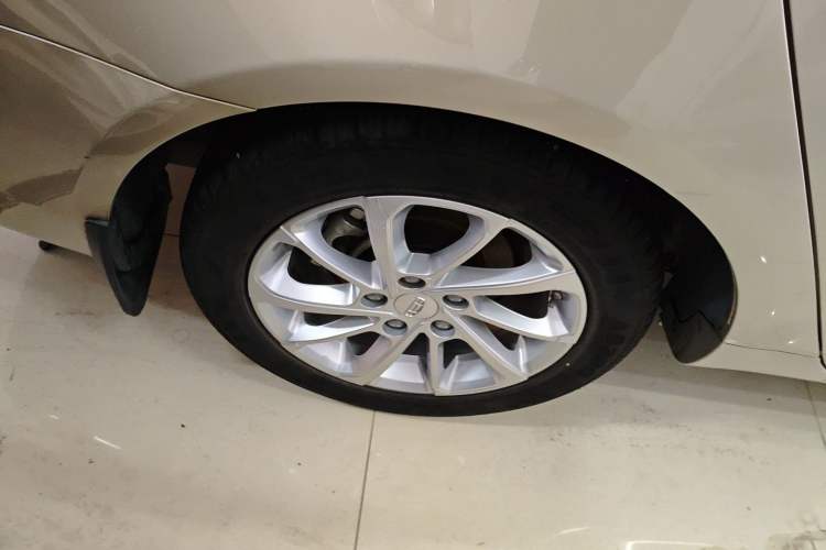 Used Geely Auto Emgrand 2021 UP 1.5L Manual Luxury Model