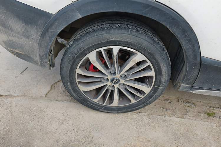 Used JAC Group Refine S3 2018 Smart Drive Edition 1.5L Manual Luxury Model
