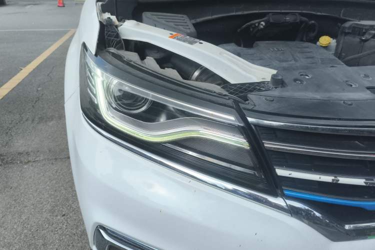 Used Roewe RX5 2018 20T Two-Wheel Drive Automatic Internet Smart Edition