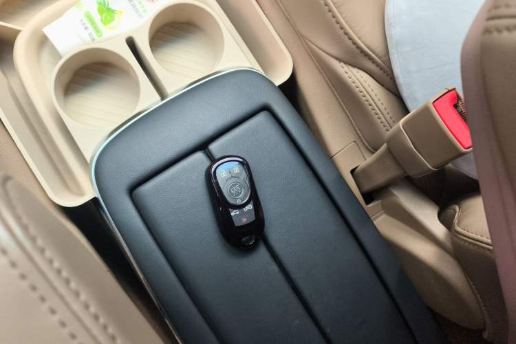 Used Buick GL8 2018 ES 28T Luxury Model China VI Standard