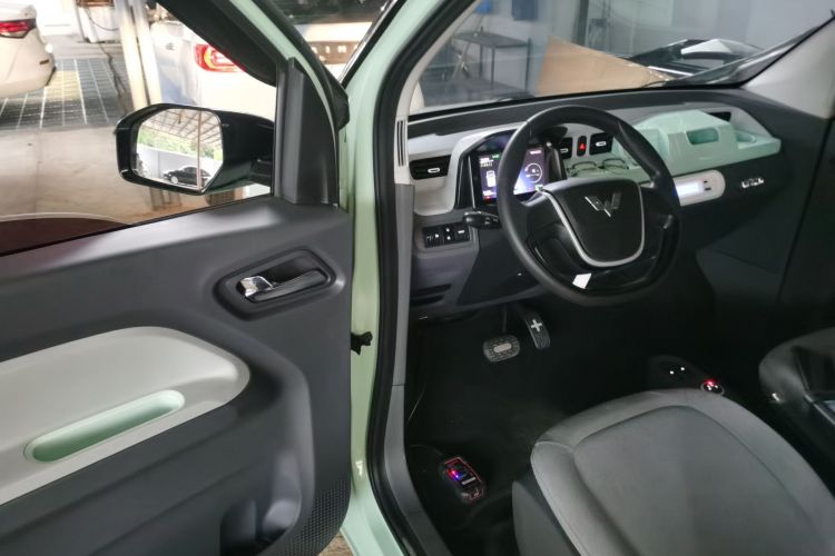 Used Wuling Hongguang MINIEV 2021 Macaron Fashion Model Lithium Iron Phosphate