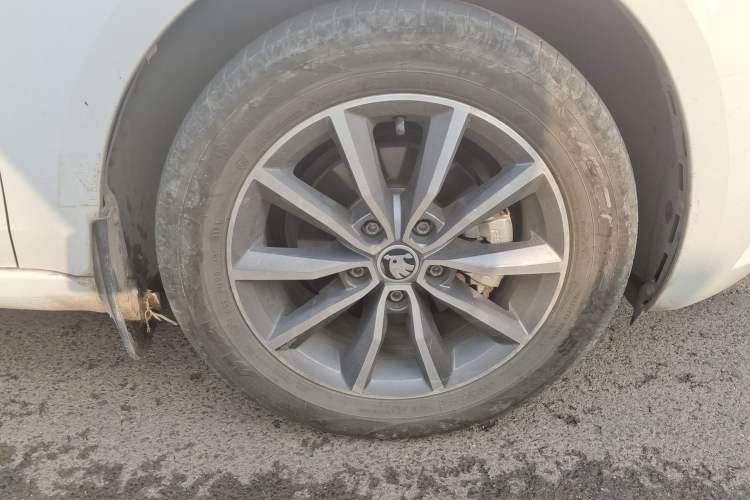 Used Skoda Octavia 2021 1.5L Automatic Comfort Edition
