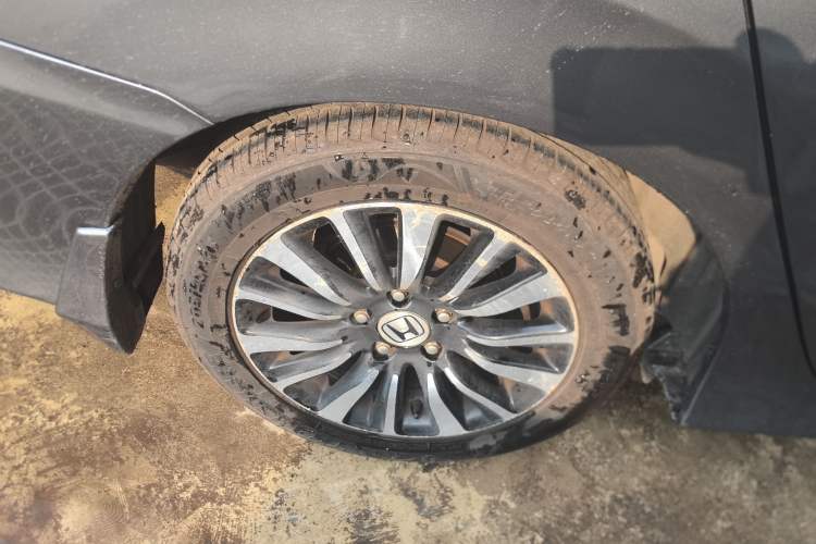 Used Honda Crider 2013 1.8L automatic comfort version